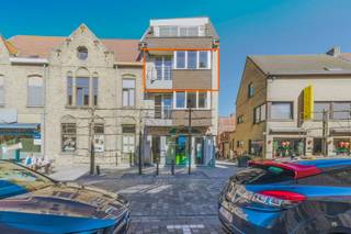  Welkom in dit instapklare appartement, gelegen in het centrum van Diksmuide! Dit appartement biedt de perfecte combinatie van comfort,...