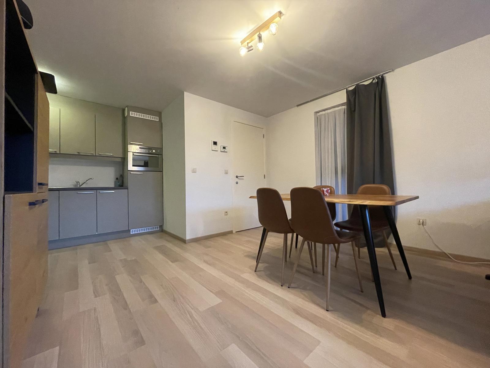 Gelijkvloers appartement met 1 slaapkamer en terras  - foto 4