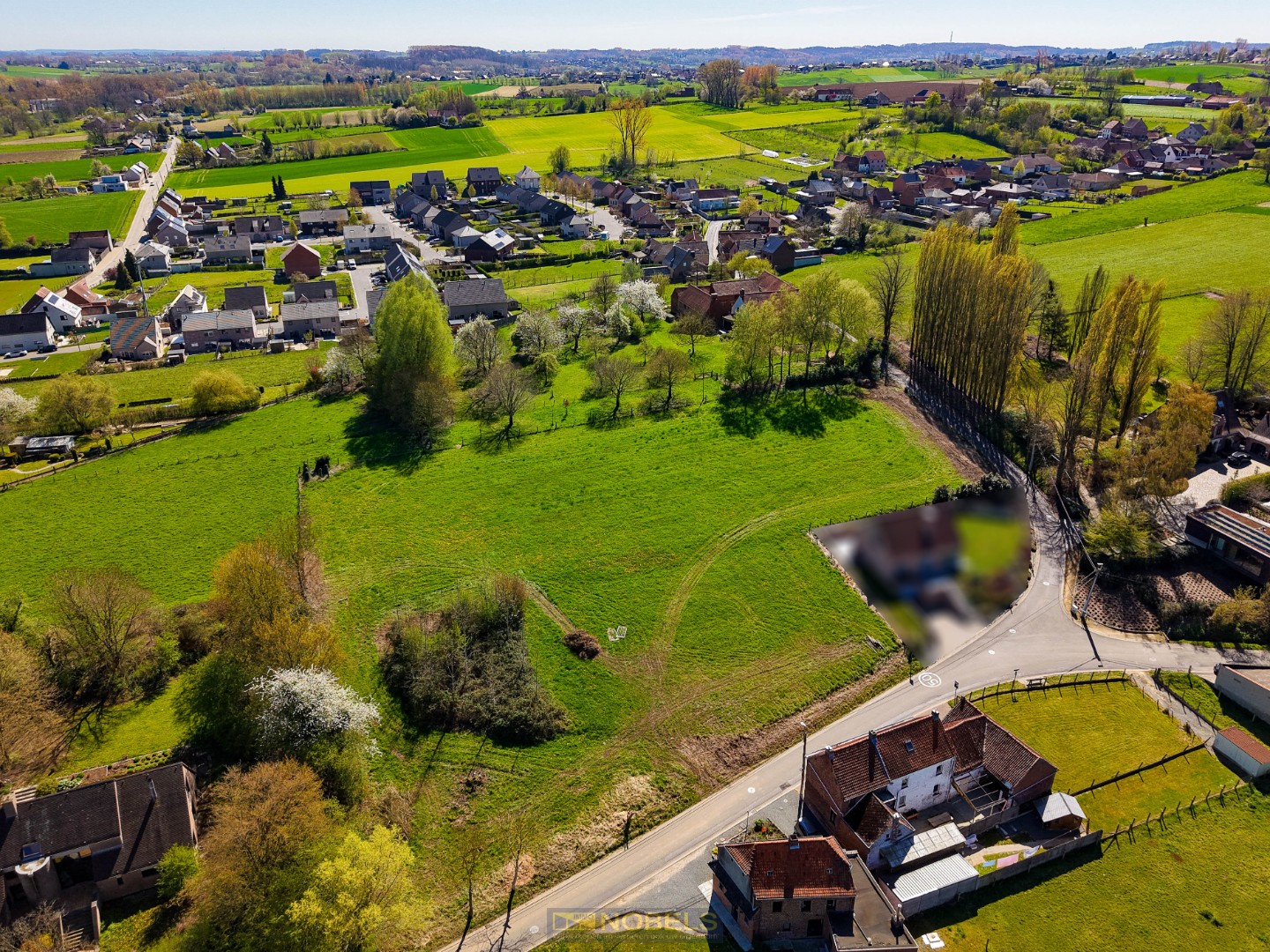 Te koop, rustig gelegen bouwgrond voor open bebouwing te Michelbeke - photo 1