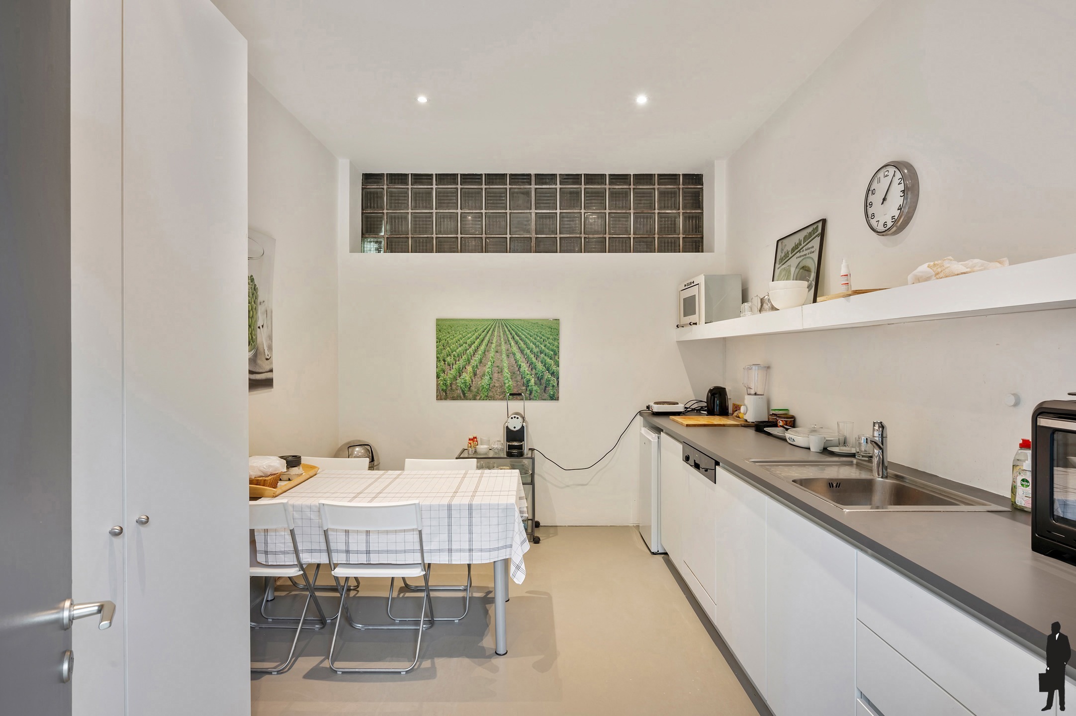 Uitzonderlijke kantoorruimte met fotostudio gelegen aan de Argentiniëlaan - foto 3