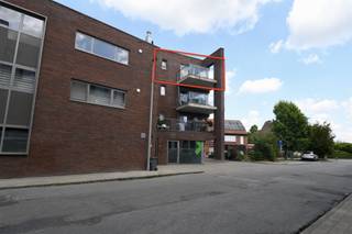 BEZOEKMOMENT op donderdag 17 juli van 16u tot 17u (enkel op afspraak!)Ontdek dit prachtige, instapklare appartement in een rustige en geliefde buurt...
