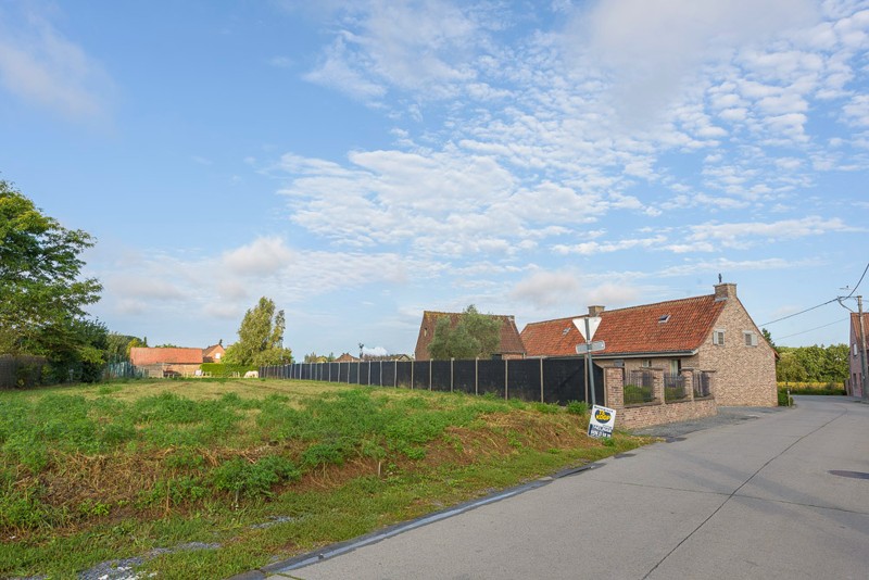 Perceel bouwgrond van 1050m² - photo 5