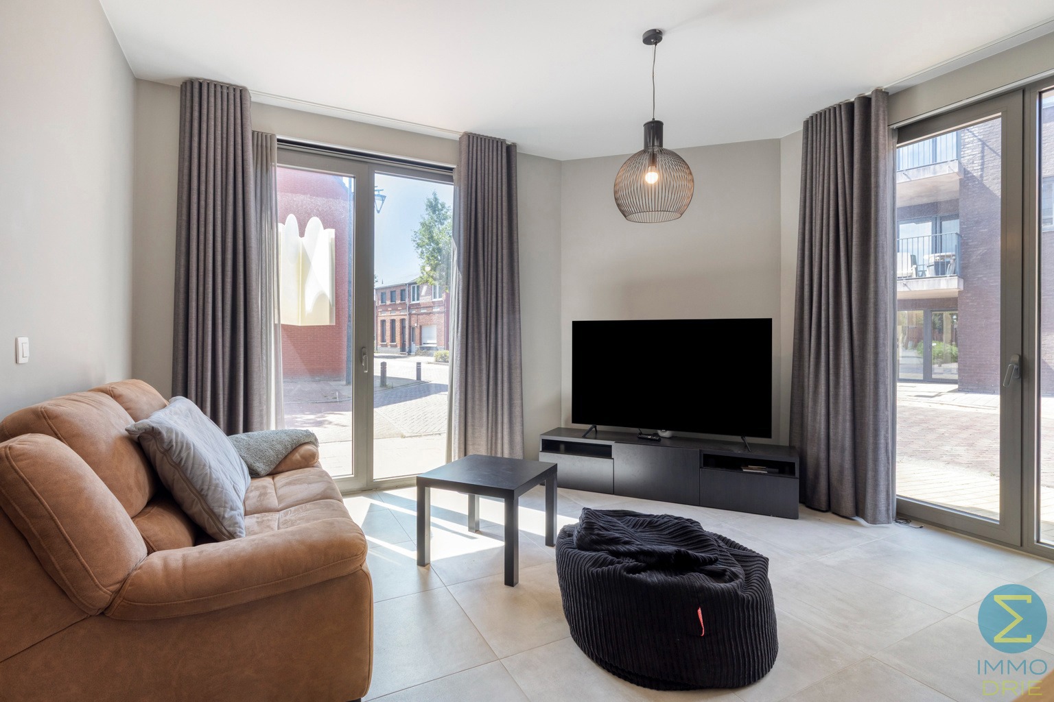 Appartement met terras en autostaanplaats in centrum. - foto 3