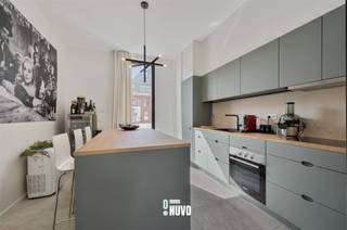 Prachtige instapklare woning met handelszaak in het centrum van Aalst.Ontdek deze unieke eigendom in het hart van Aalst, met een perfecte balans...