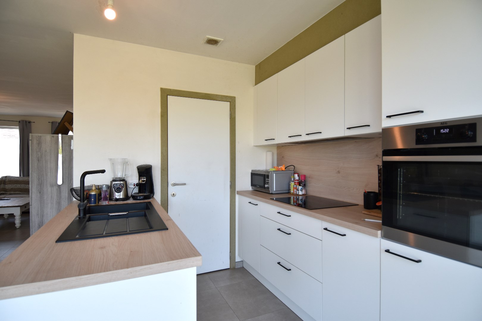Nieuwbouwwoning met 3 slaapkamers en carport gelegen in een kindvriendelijke wijk te Heule - foto 2