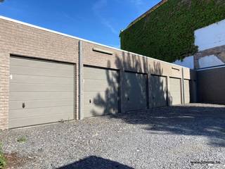 Garage à louer en centre-ville de Courtrai<br /><br />6.5m x 2.7m<br /><br /> 