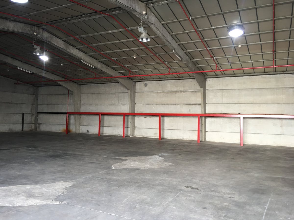 Magazijnen (242 m² - 600 m²) te huur in Lokeren - foto 3