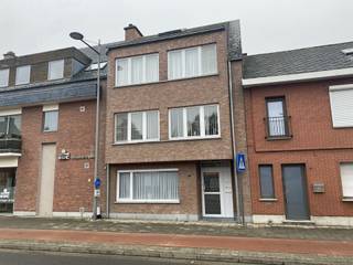 ENERGIEZUINIG APPARTEMENT MET 2 SLAAPKAMERS, GROOT TERRAS 24M² EN GARAGEligging nabij centrum en station Ruisbroek (Puurs-Sint-Amands) met vlotte...