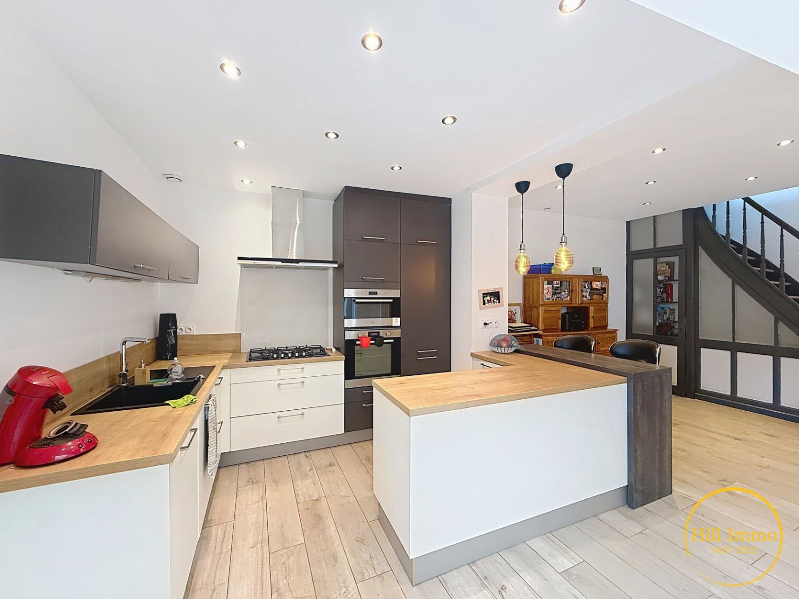 Gerenoveerde rijwoning met 5 slaapkamers in Nieuwkerke (Heuvelland) - foto 4