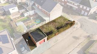 Te koop: bouwgrond voor halfopen bebouwing in de Zwartemolenstraat, Zele, gelegen in een residentiële en aangename omgeving.Deze bouwgrond biedt een...