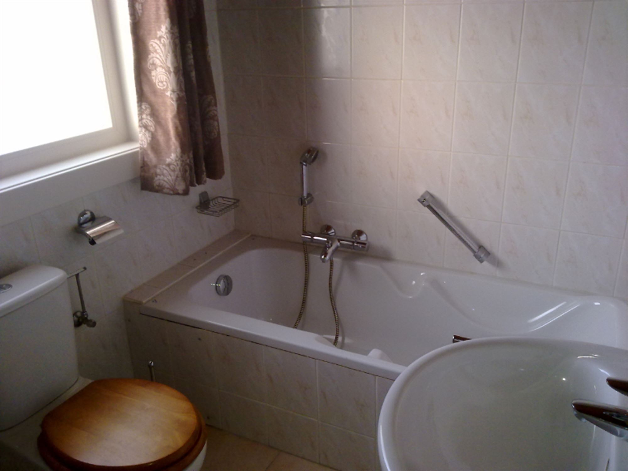 Woonhuis met tuin en garage - foto 5