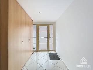 PLUSPUNTEN: + perceeloppervlakte: 584 m²+ bewoonbare oppervlakte: 314 m²+ 1 gelijkvloers appartement+ 1 duplexappartement+ voorzien van 3 carports+...