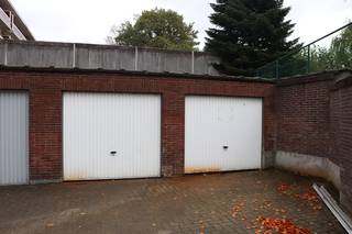 Centraal gelegen garagebox van 19m2.  Beschikbaar bij akte. 