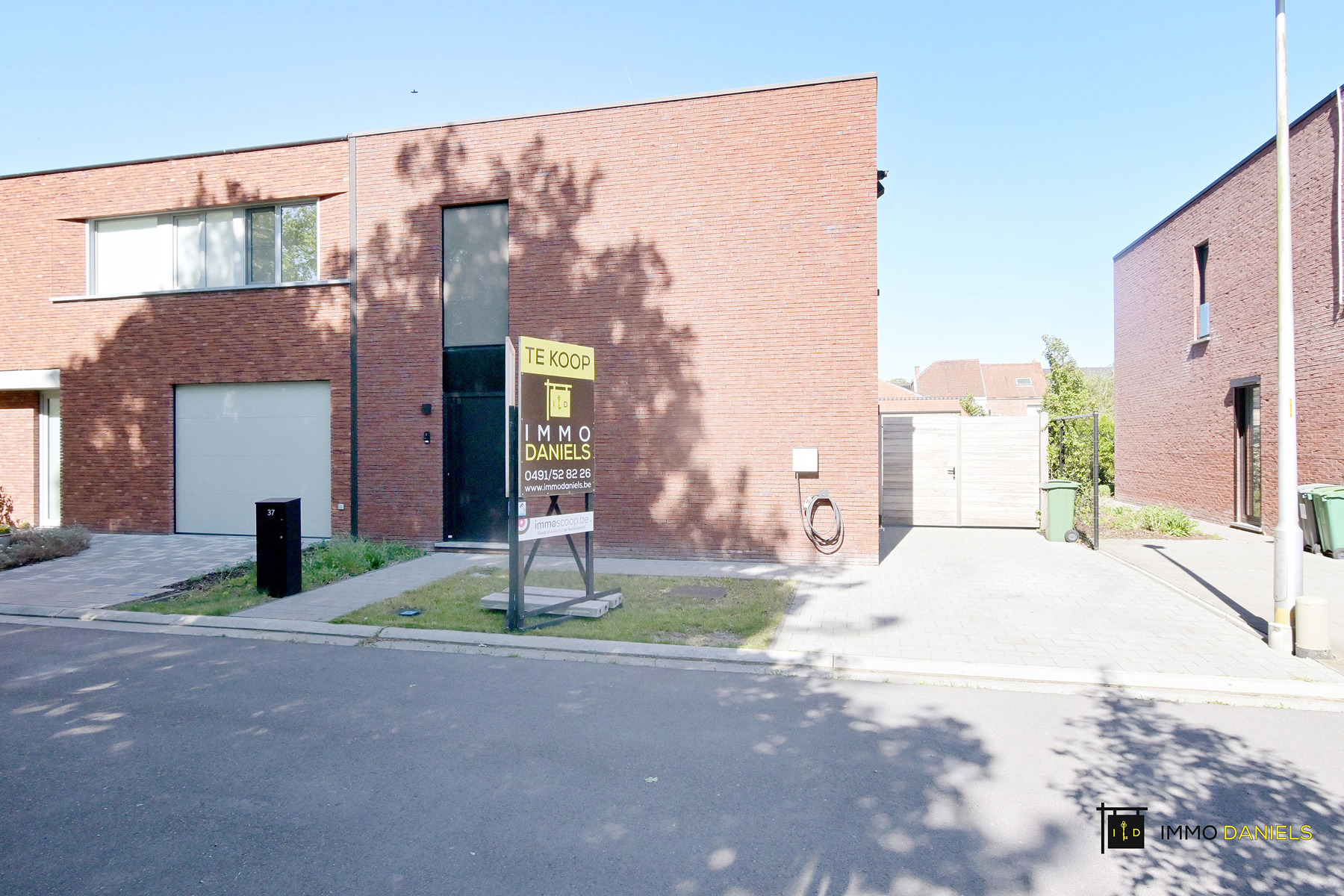 Moderne, energiezuinige woning met tuin in rustige woonwijk - foto 1