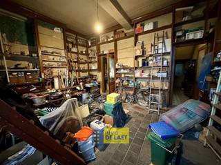 Ruime renovatiewoning met tal van mogelijkheden, gelegen aan de Heideplaats, dichtbij winkels, school, bibliotheek, openbaar vervoer en...