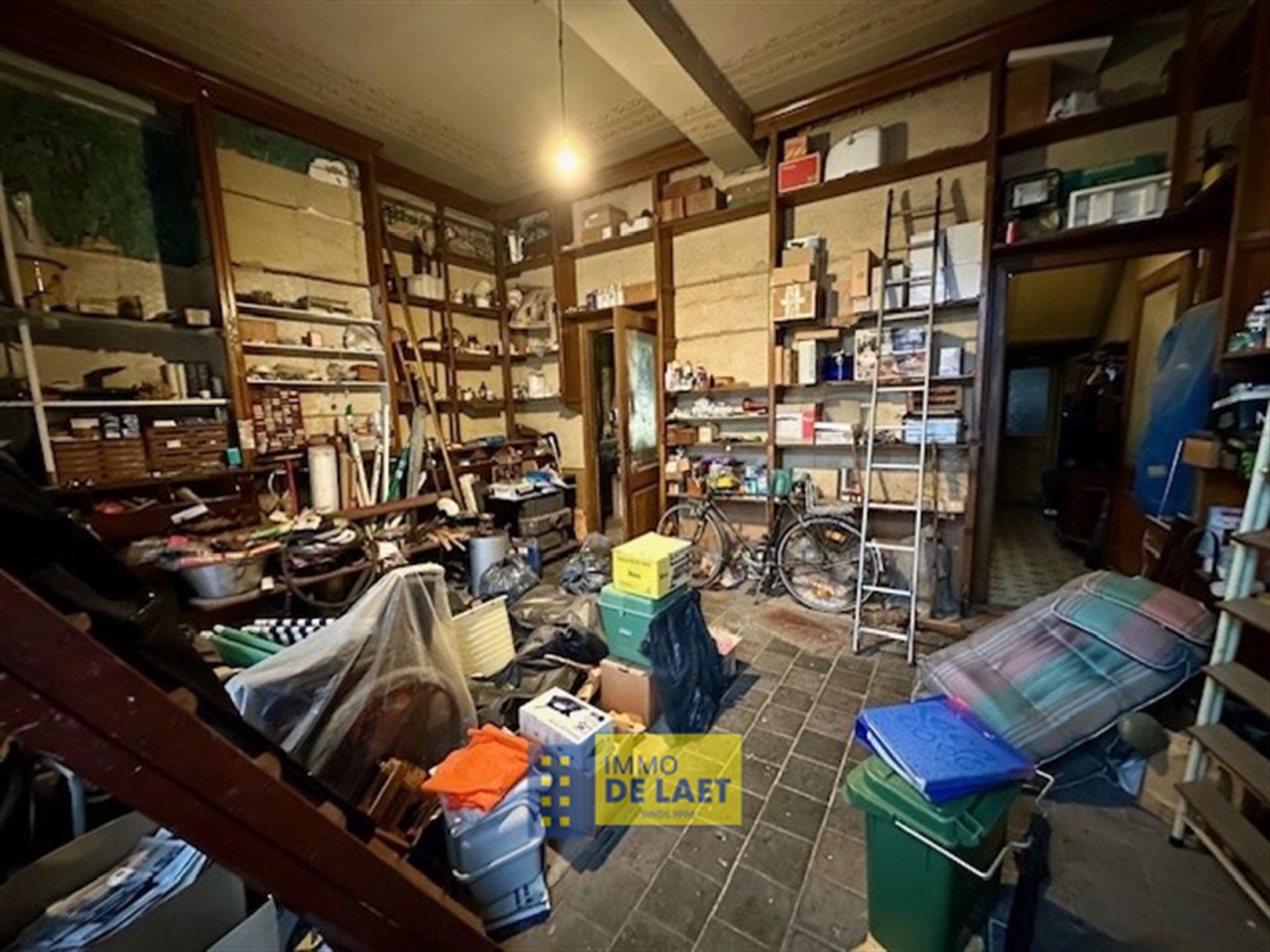 Volledig te renoveren woning met 5  slp's, kelder en tuin - foto 3