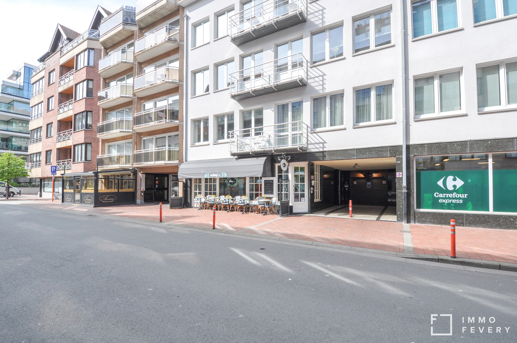 Dubbele autostaanplaats te koop in het centrum van Knokke. - foto 4