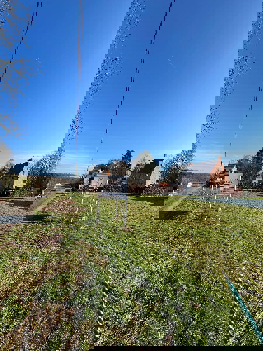 Prachtige bouwgrond in doodlopende straat - foto 1