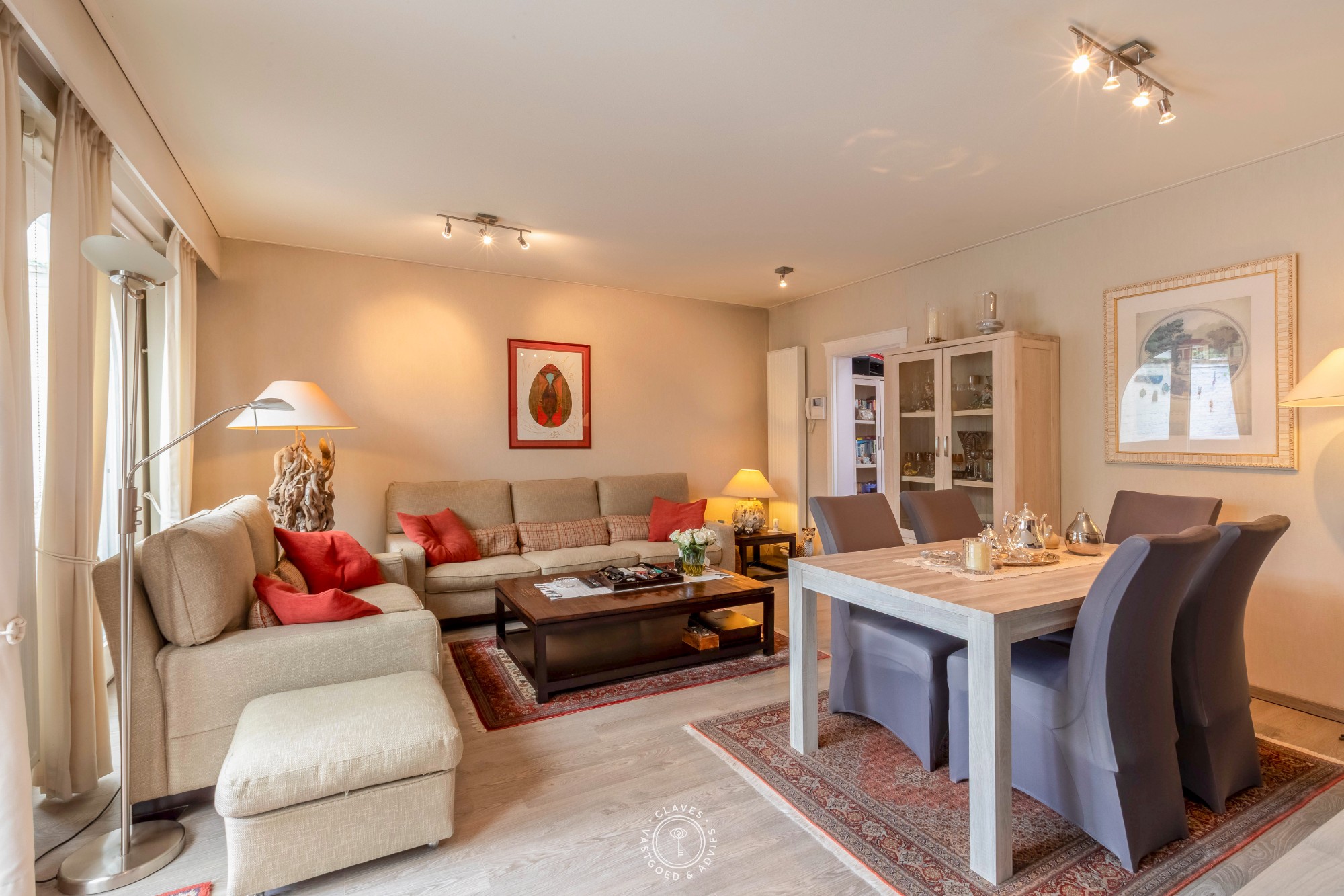 Opbrengsteigendom (ruime burgerwoning) bestaande uit 2 appartementen en garage - foto 4