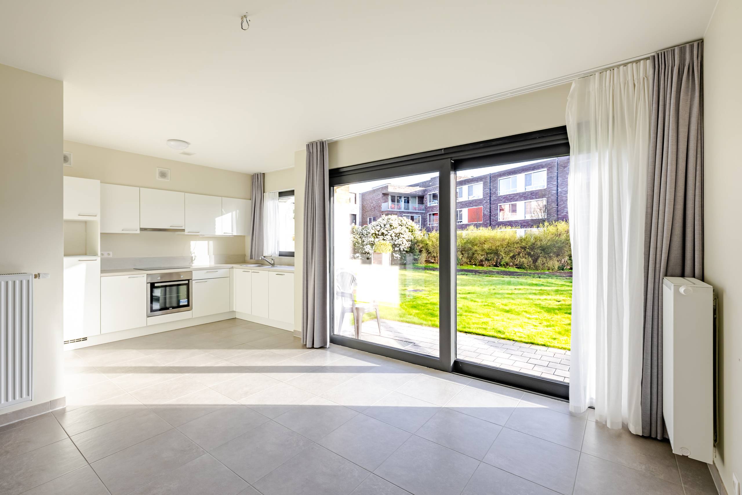 RUSTIG GELEGEN, recent ASSISTENTIEAPPARTEMENT MET 2 SLPKS - foto 5