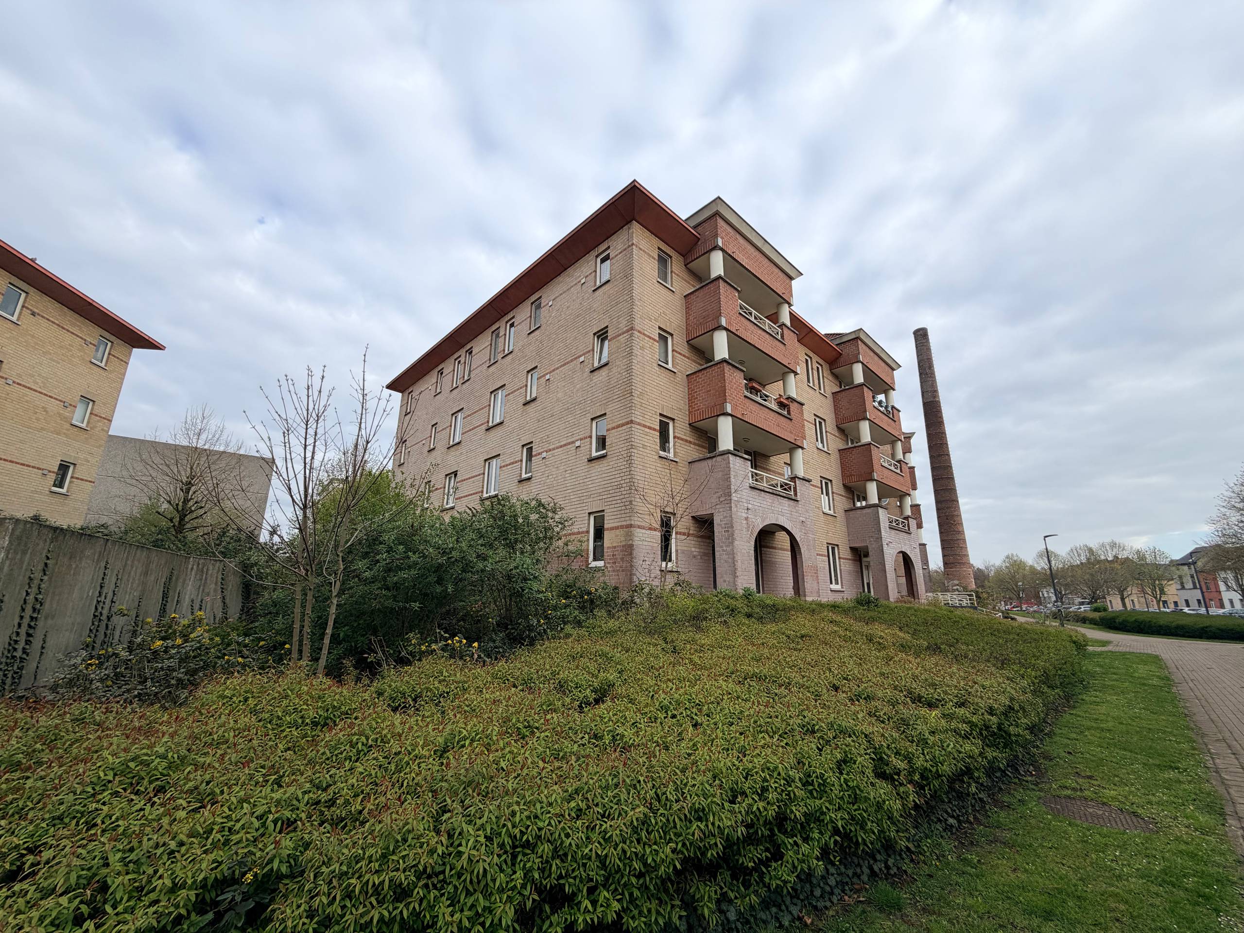 --- NIEUW --- Instapklaar appartement met garagebox en terras nabij het Rabot / Prinsenhof . - foto 3