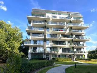 instapklaar appartementgelegen in de prachtige residentie De IJzerparel in Diksmuideop de 3de verdiepingin rustige en groene omgeving met zicht op de...