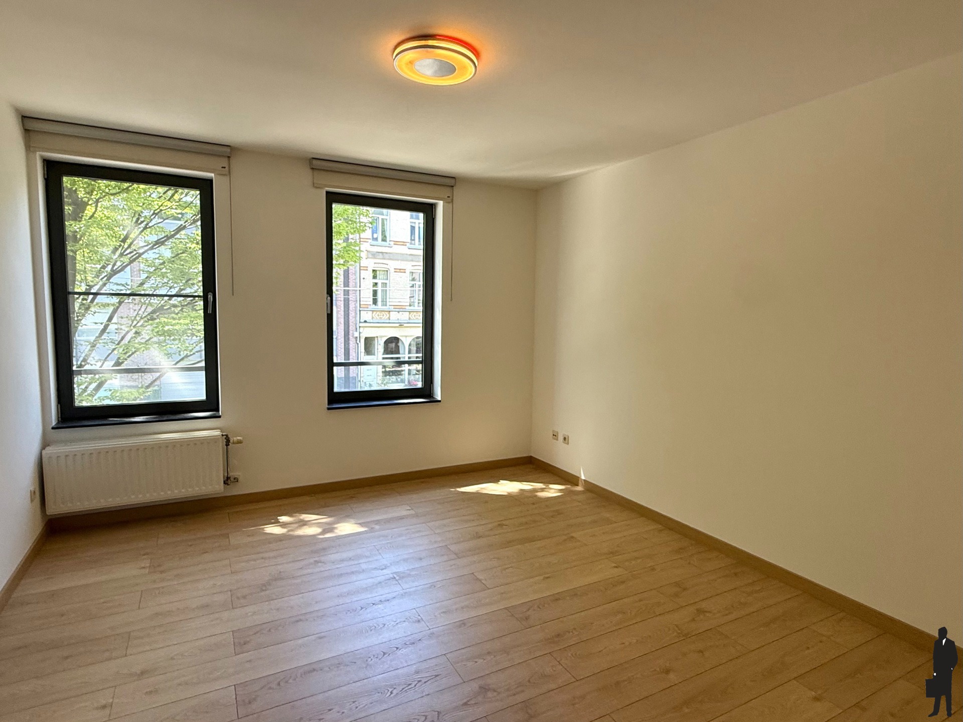 Instapklaar en lichtrijk 3-slaapkamer appartement met terras  - foto 4
