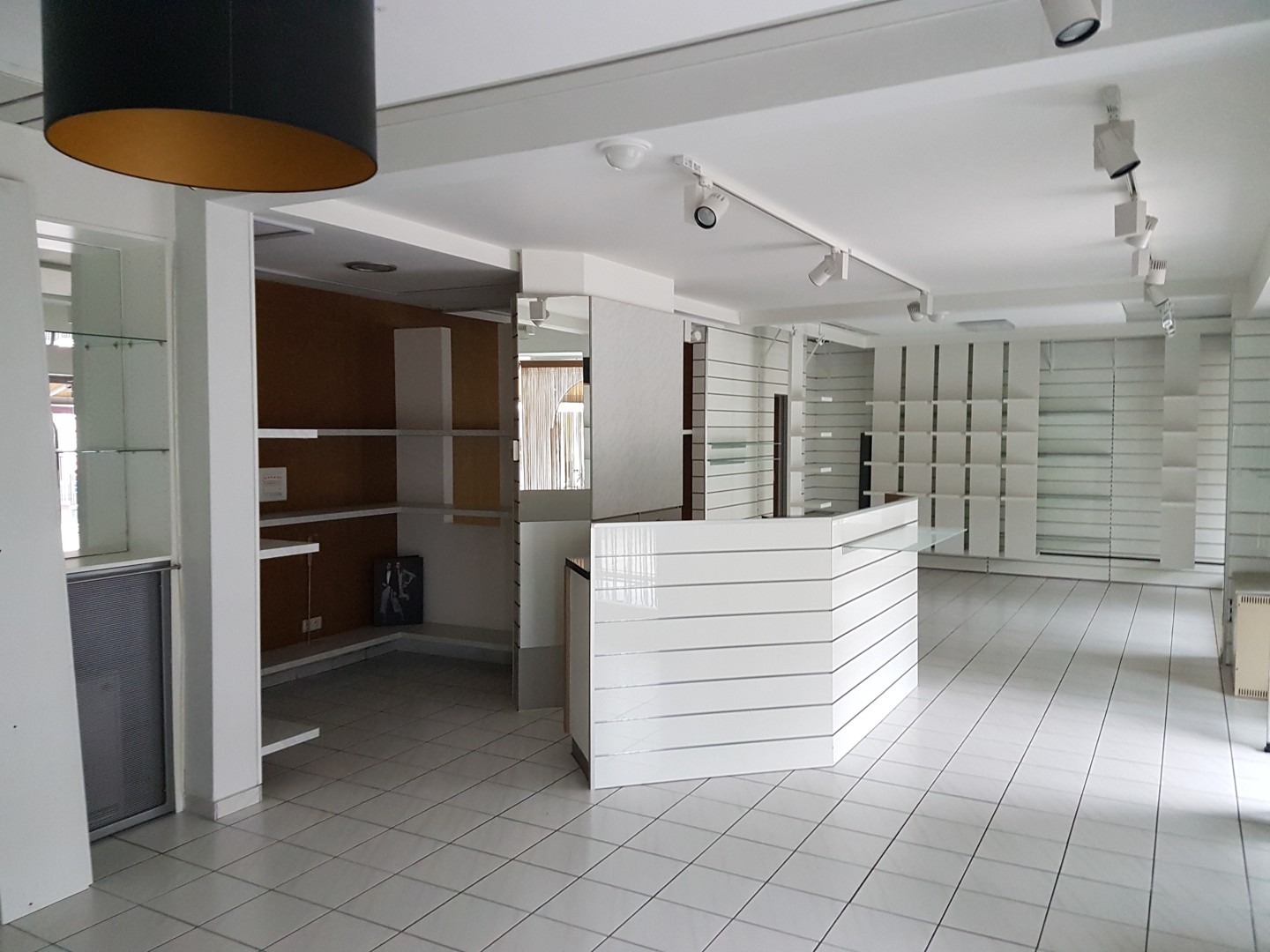 Commercial for rent in Lanaken - photo 3