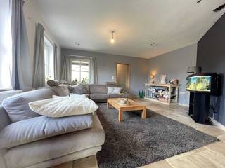 Deze ruime woning ligt in een residentiële woonomgeving in Diepenbeek, met allerhande faciliteiten in de onmiddellijke omgeving. Daarenboven is...