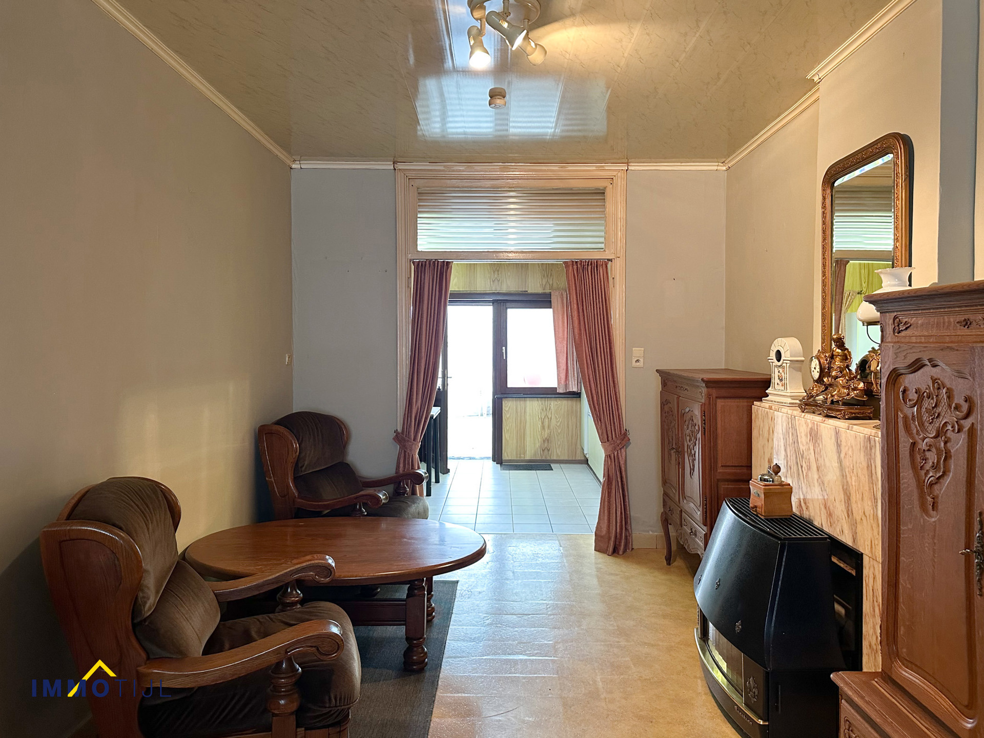 Op te frissen woning met 3 slpk en terras te Aalst! - foto 4