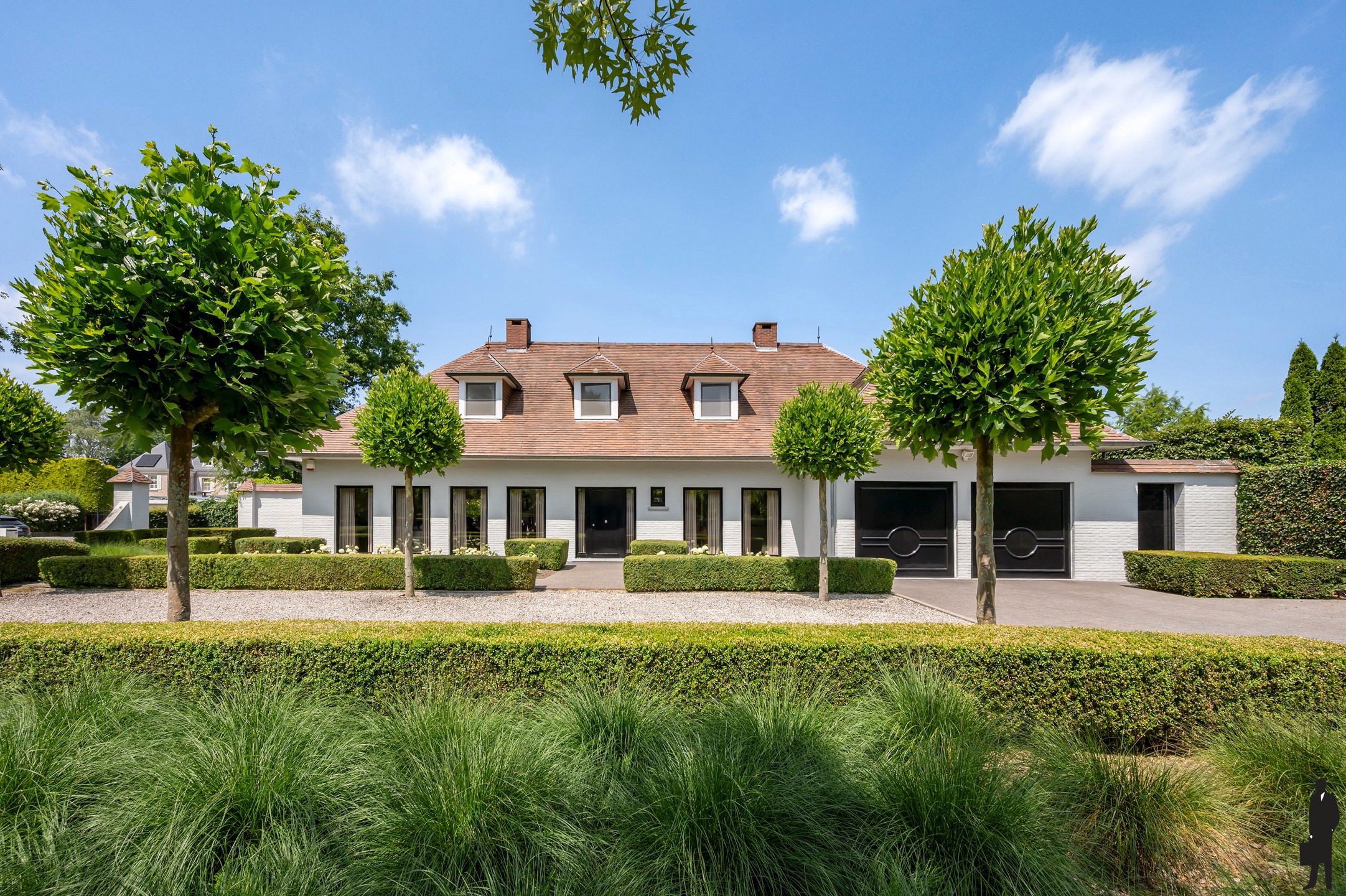 Tijdloze villa op perceel van ca. 1287 m².  - foto 1