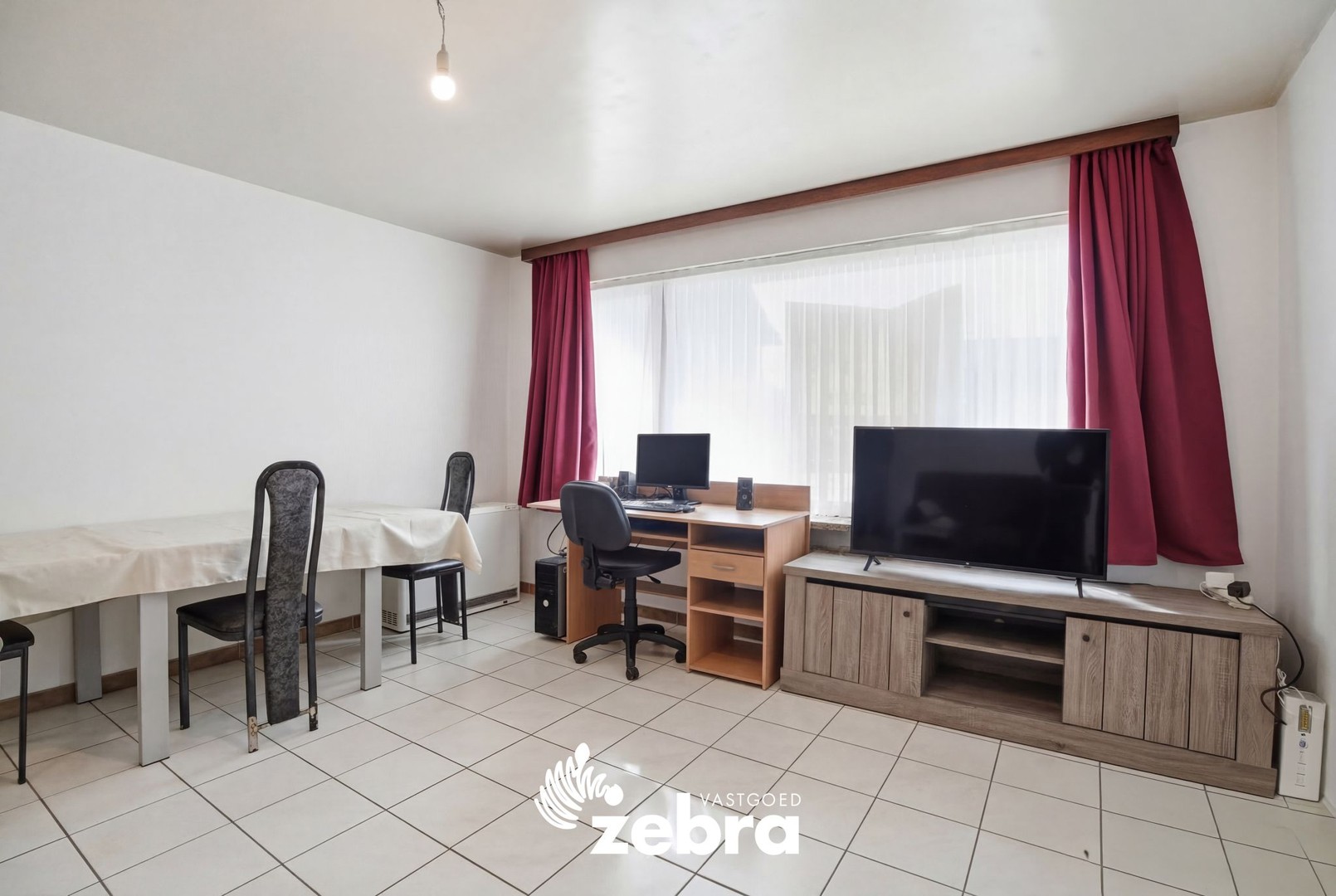 Gelijkvloers 2-slaapkamerappartement met terras en garage in centrum Tielt! - foto 5