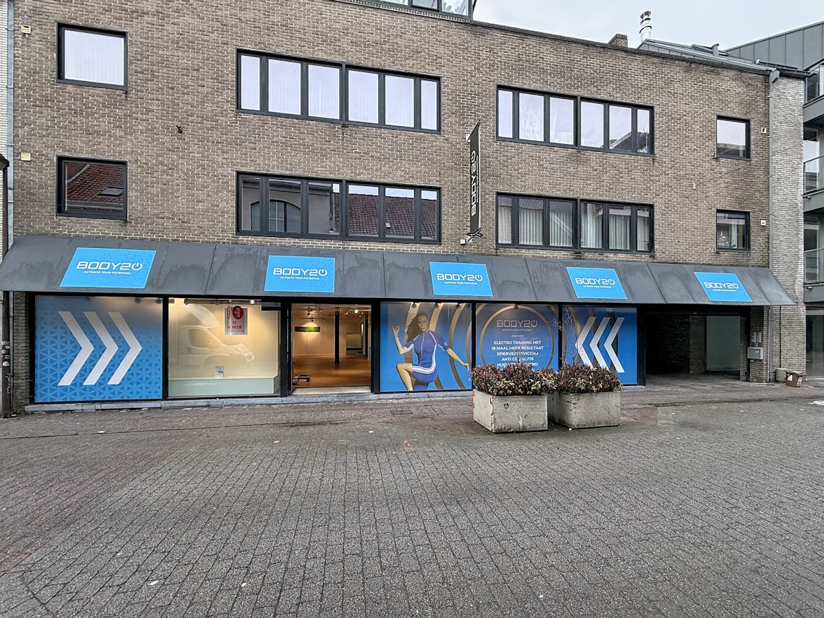 Handelspand van ca. 400 m² te huur in Waregem - foto 1