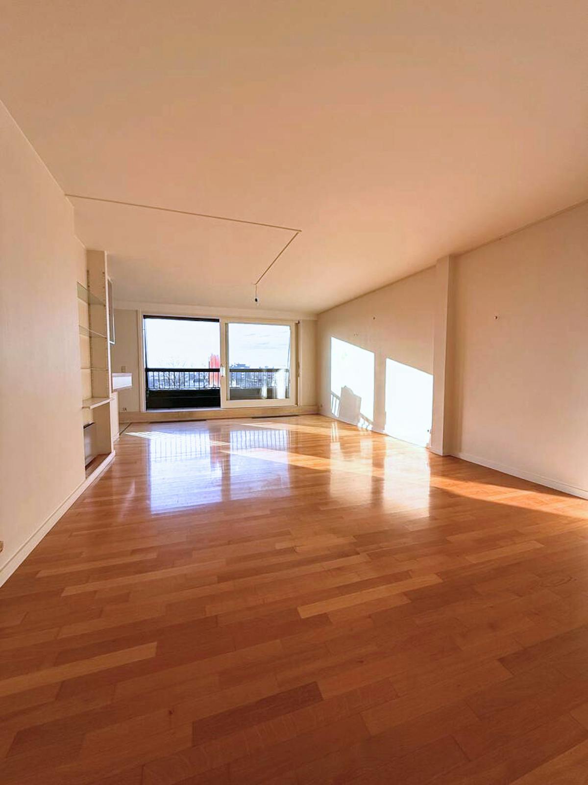 Ready to move in 2-bedroom apartment with unique view of the Colaert Park — Ypres - photo 5