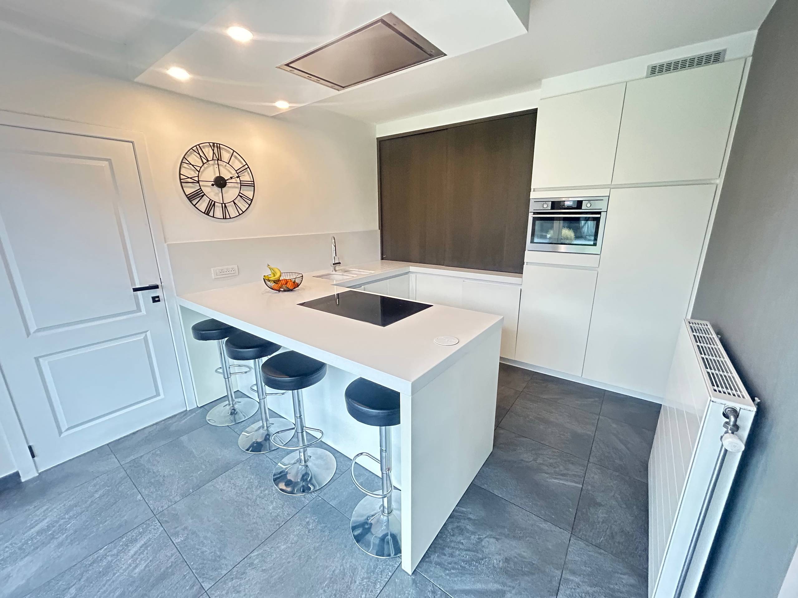 Roeselare - Lichtrijke en instapklare woning te koop - foto 5