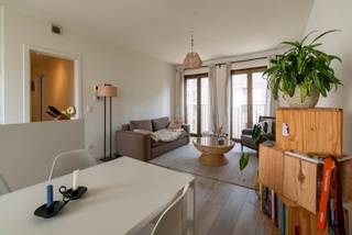 Bent u op zoek naar een gezellig één slaapkamer appartement? Dan is deze woning perfect voor u!Deze moderne nieuwbouwwoning met één slaapkamers...