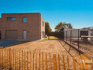 WICHELEN - Exclusieve nieuwbouwwoningInschrijven voor het geplande bezoekmoment kan via de website: www.immoderas.be/afspraak-instructiesDeze...