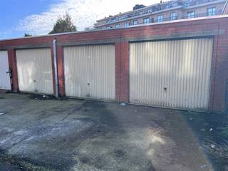 Garage te Sint-Niklaas, Heidebloemstraat 65Een garage met kantelpoort, volgens titel nr. 8, te Sint-Niklaas, Heidebloemstraat 65.   ...