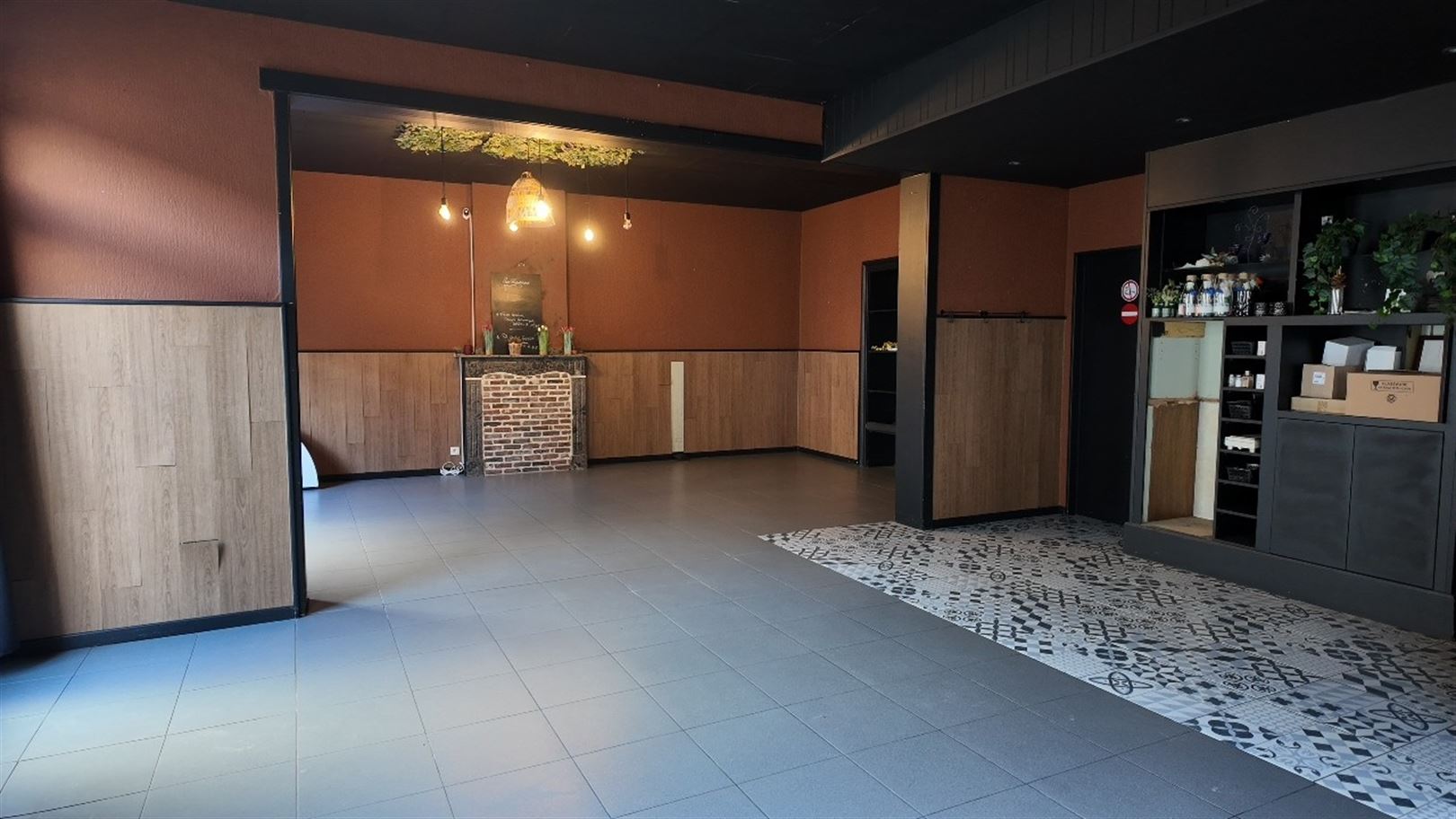 Café/taverne + appartement - photo 5