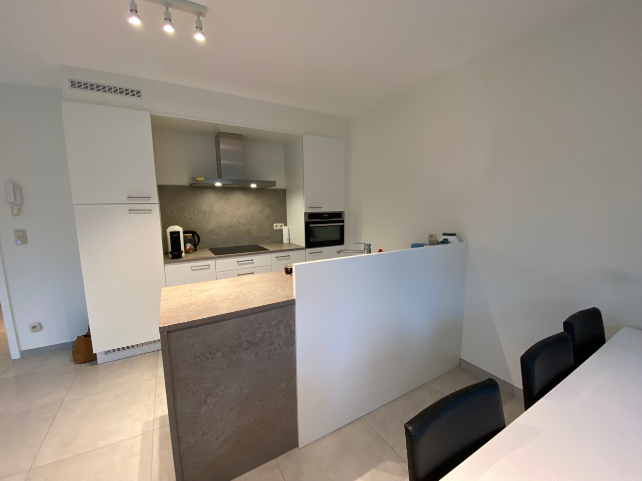 Modern appartement in hartje Brasschaat - foto 5
