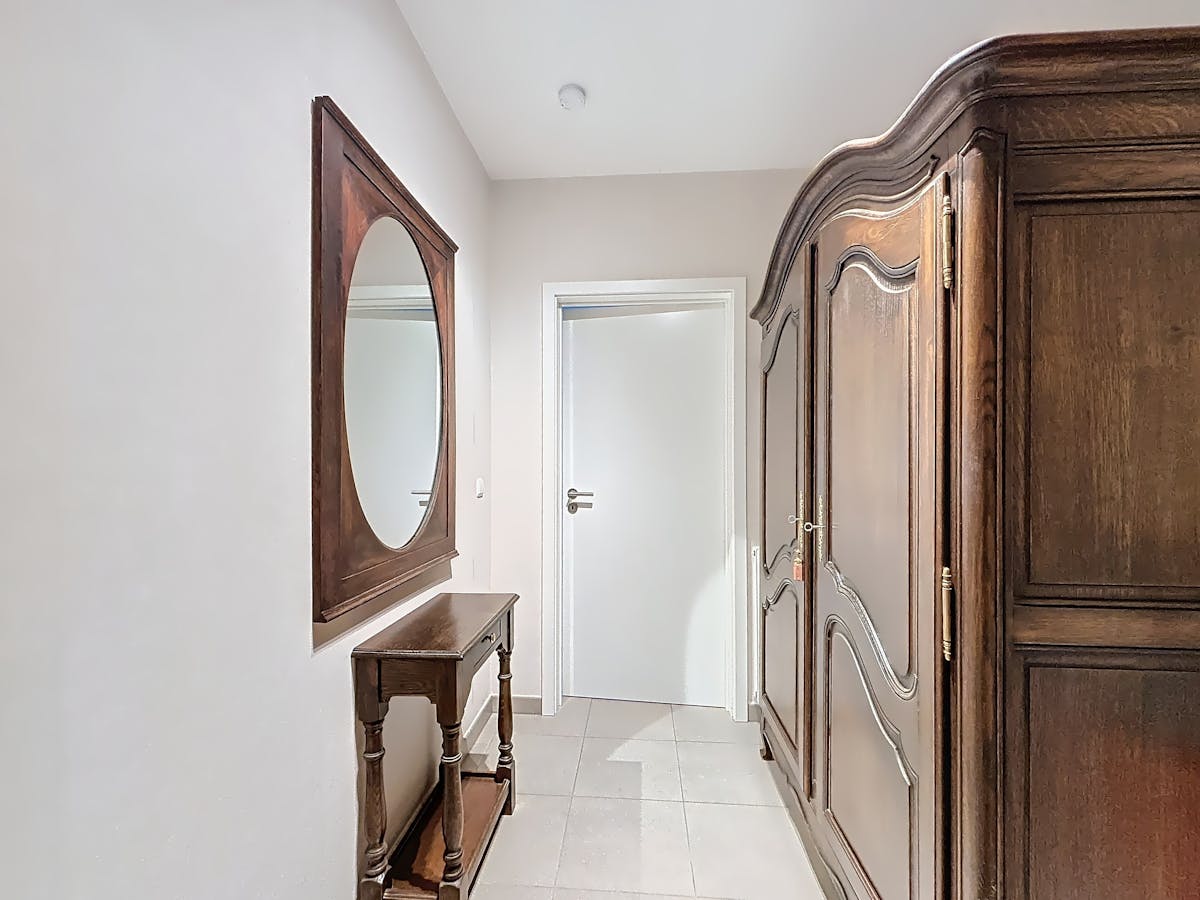 Gelijkvloers appartement met 2 slaapkamers en garagebox! - foto 5