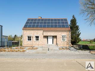 Uitgeruste en instapklare woning op landelijke locatie met label A Bent u op zoek naar een woning waar comfort hoog staat aangeschreven een waarbij...