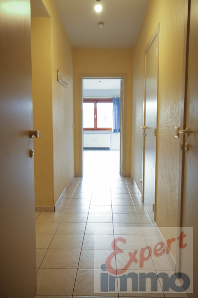 ✨ Ruim Appartement - 2 slpks - garage + parkeerplaats en terrasje - ✨ - TE KOOP via EXPERT-IMMO - photo 4