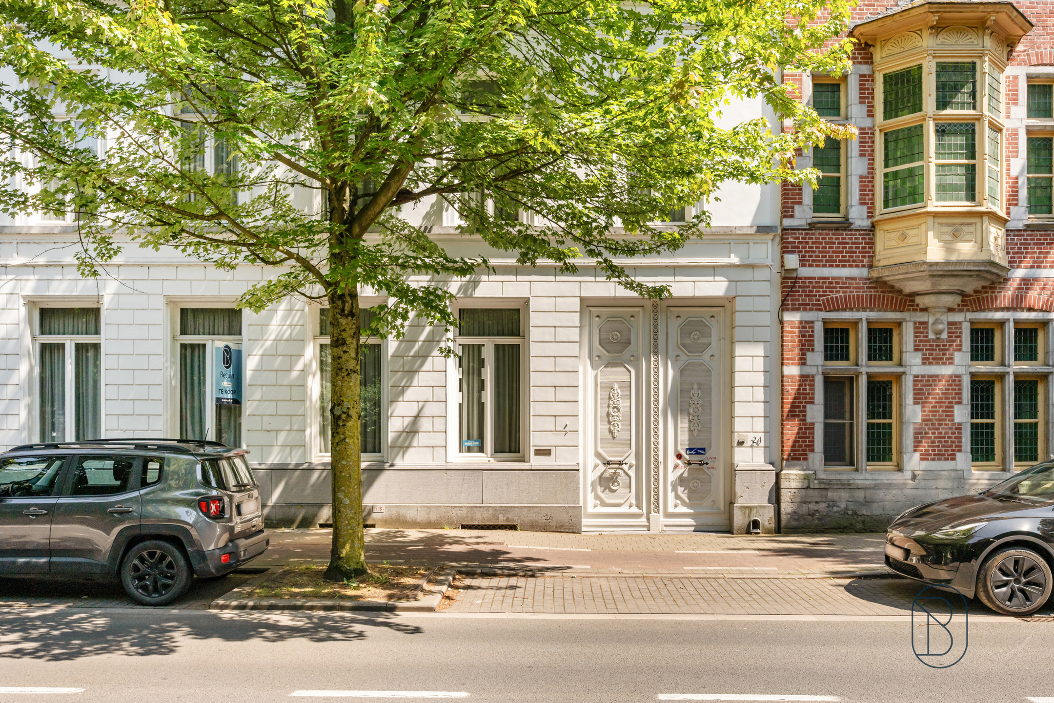 Charmante herenwoning met 5 slk en prachtige stadstuin - foto 1