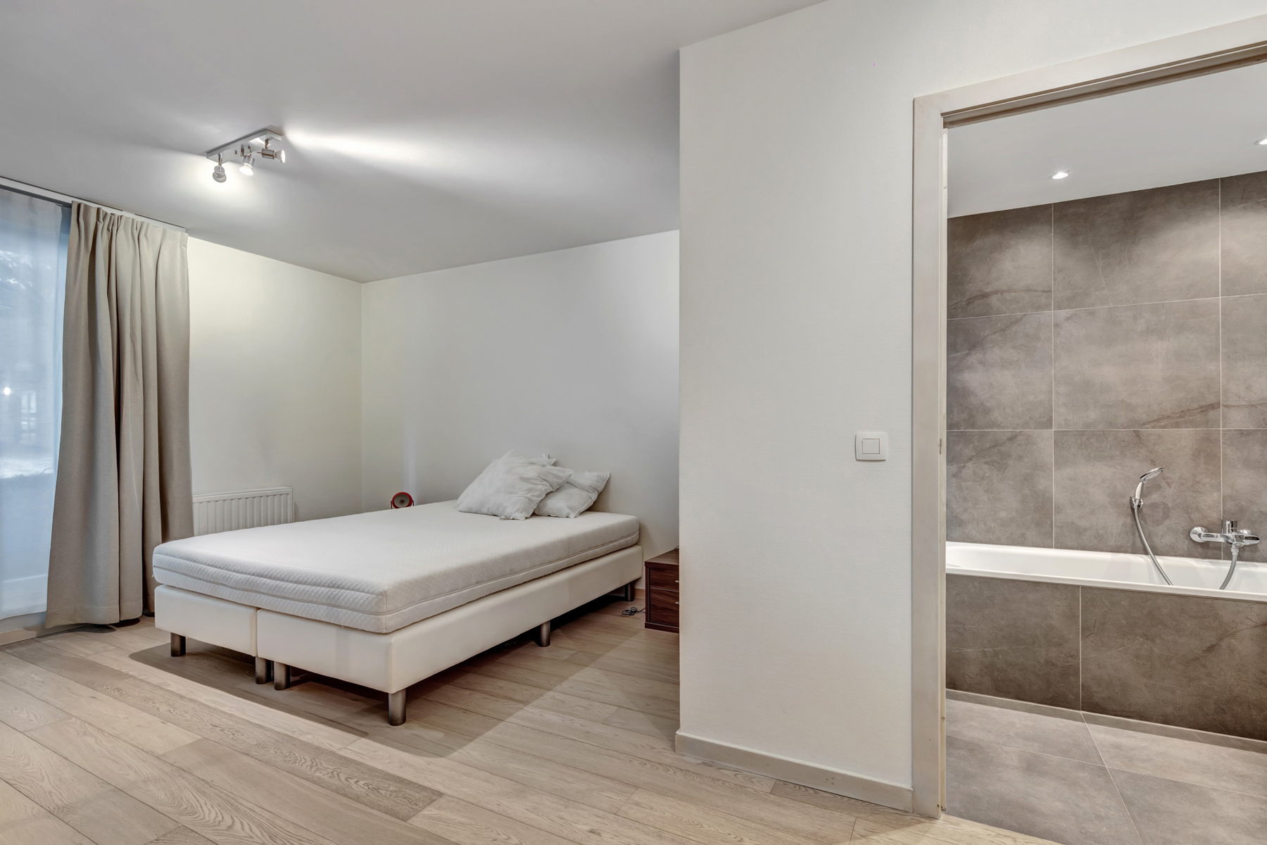Appartement met 3 slaapkamers en terras ! - foto 5