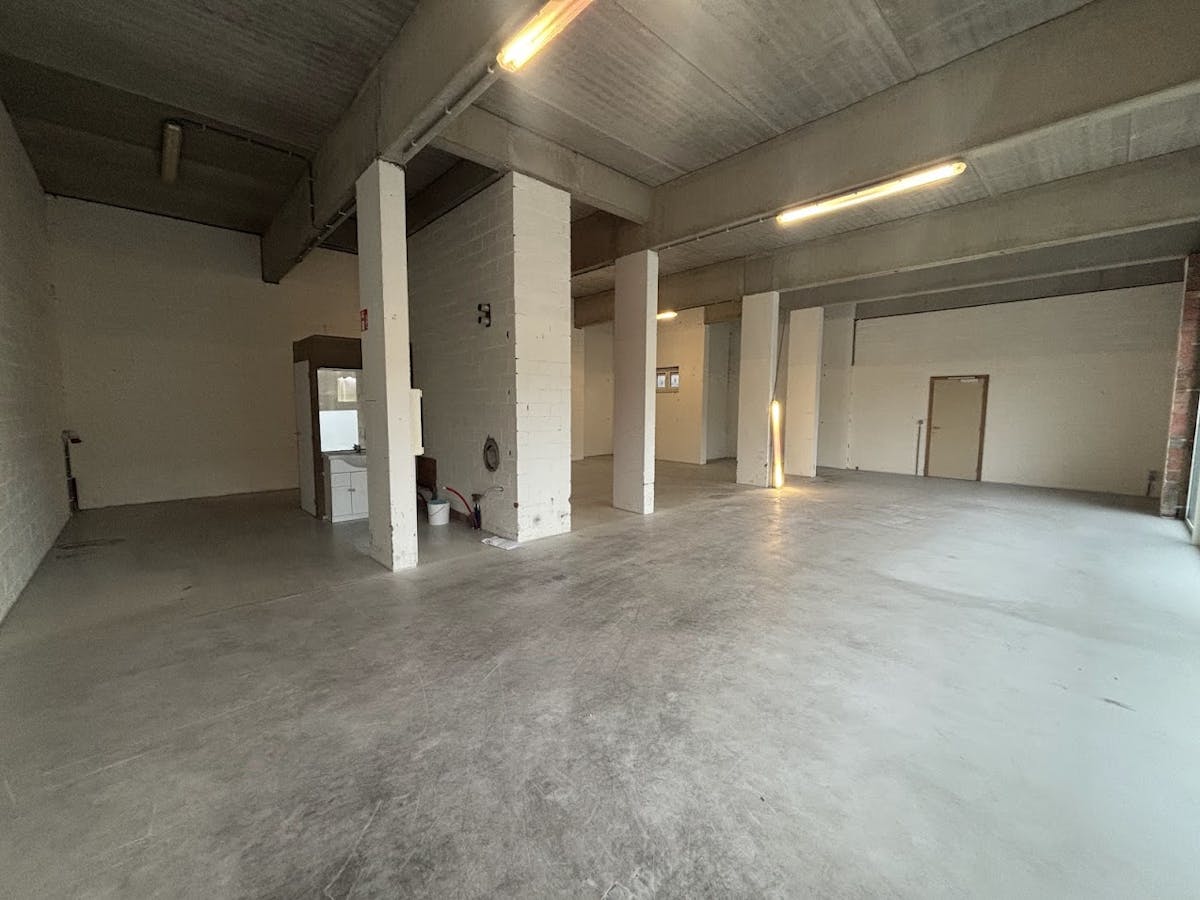 Kantoor van ca. 145 m² te koop in Ieper - foto 4