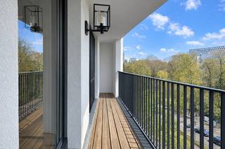 This pleasant flat of approximately 82,5 m² is situated in the charming Harmony district. The bustling Theatre Quarter is within walking distance,...