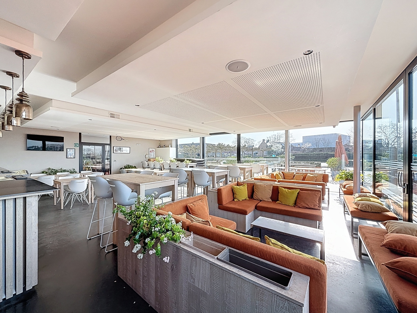 Tenniscomplex met horecagelegenheid te Torhout - foto 2