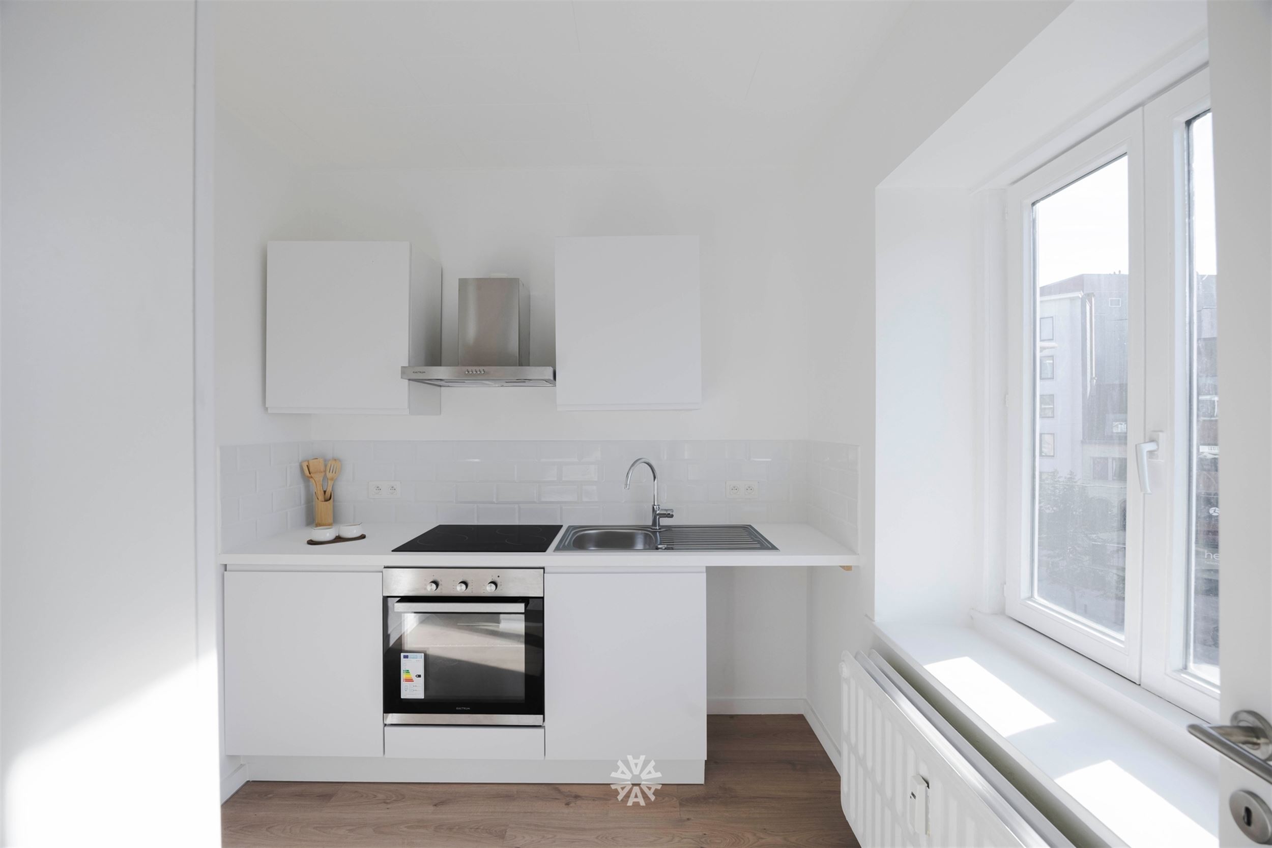 Totaal gerenoveerde duplex met 2 slaapkamers nabij Gent Sint Pietersstation - foto 5