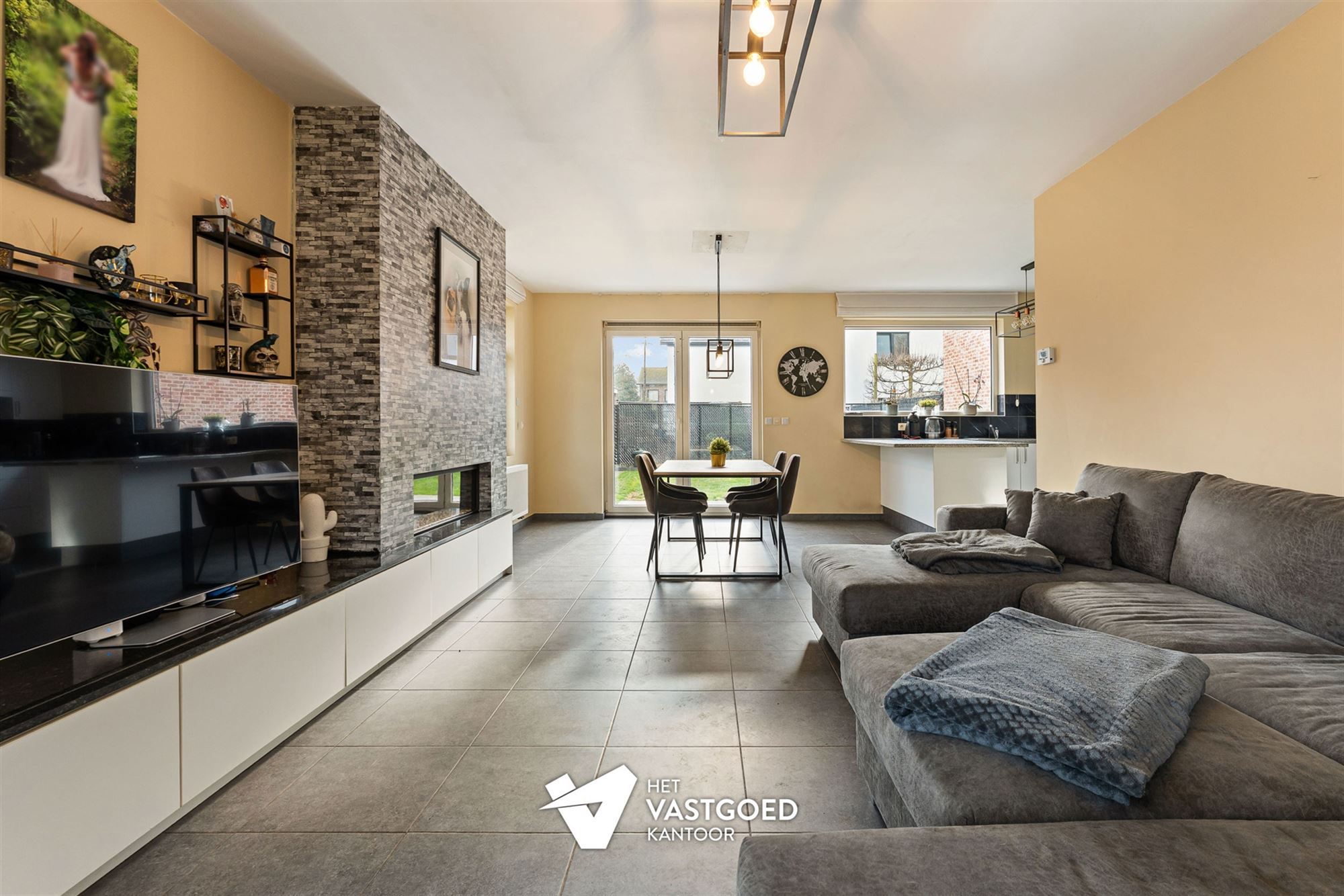 INSTAPKLARE WONING MET 4 SLAAPKAMERS RUSTIG GELEGEN TE LEOPOLDSBURG - foto 2